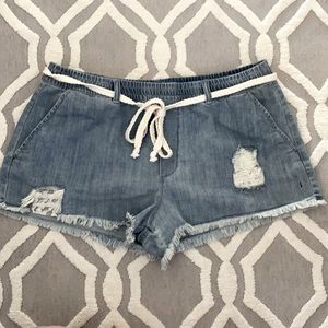 Aerie Short